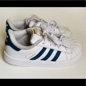 Toddler boy girl adidas superstar sneakers size 9K